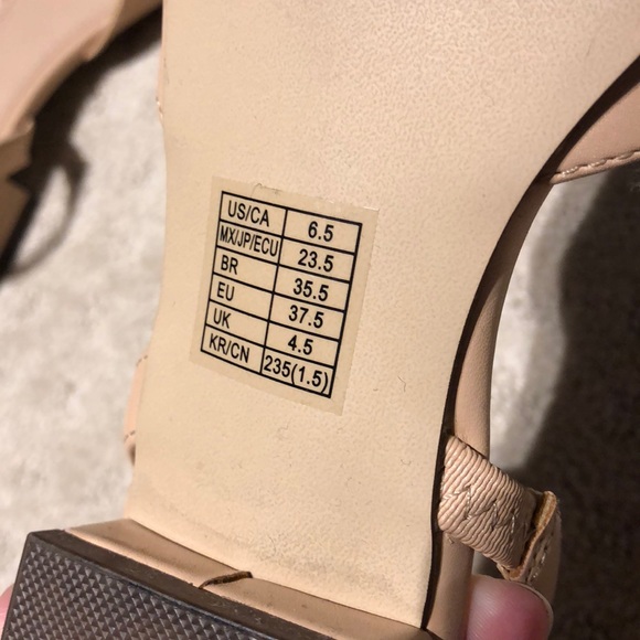 Chanel-esque Cap Toe Flats - Picture 3 of 3